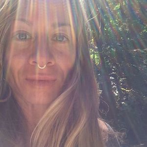 Meet your Posher, Jillian